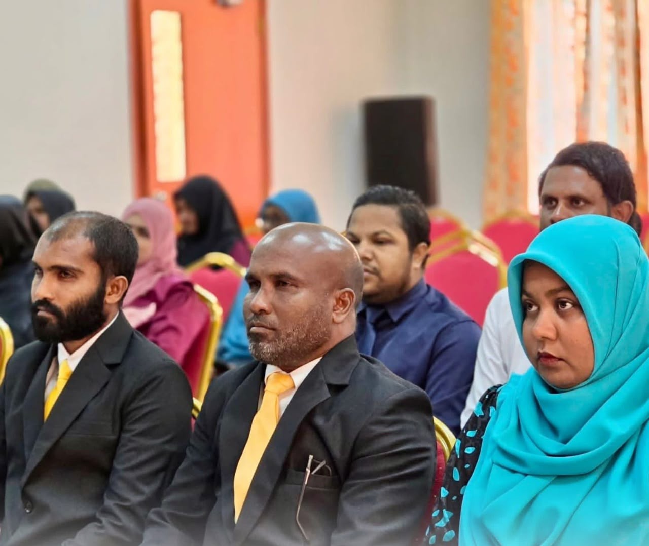 މުލަކަތޮޅު މަޑުއްވަރި ކައުންސިލްގެ 05 ވަނަ ދަޢުރުގެ ކައުންސިލް މެމްބަރުން ހުވާކުރުމާއި، ކައުންސިލްގެ އ.ތ.މ ކޮމިޓީގެ މެމްބަރުން އިޤުރާރުގައި ސޮއިކުރުމުގެ ދަރުބާރު