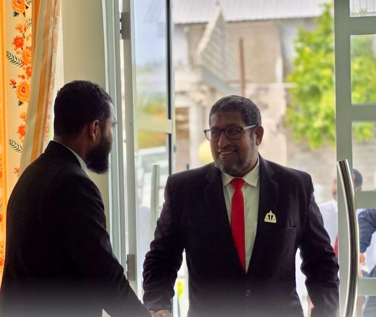 މުލަކަތޮޅު މަޑުއްވަރި ކައުންސިލްގެ 05 ވަނަ ދަޢުރުގެ ކައުންސިލް މެމްބަރުން ހުވާކުރުމާއި، ކައުންސިލްގެ އ.ތ.މ ކޮމިޓީގެ މެމްބަރުން އިޤުރާރުގައި ސޮއިކުރުމުގެ ދަރުބާރު